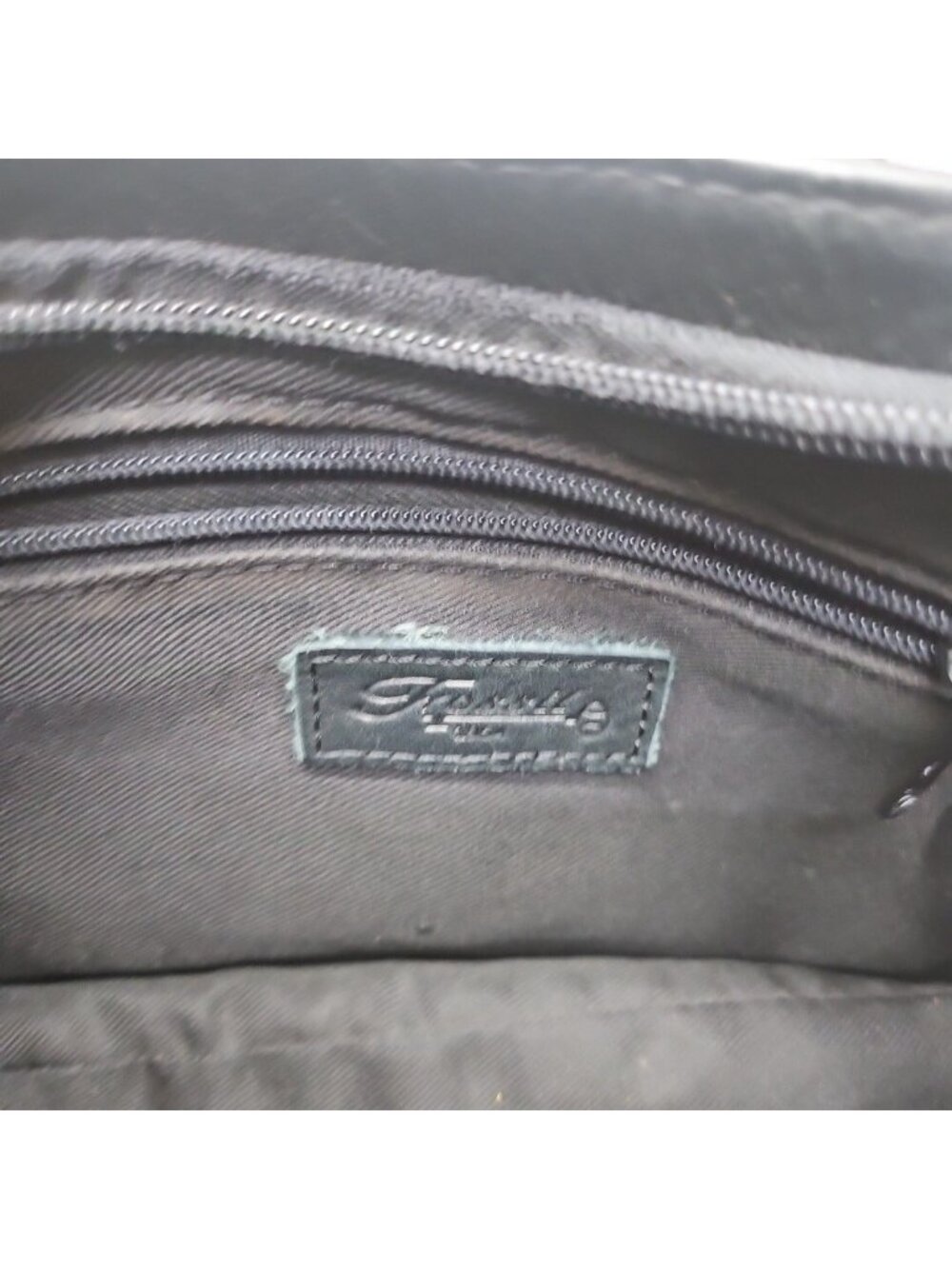 Vintage Fossil Black Leather Crossbody Bag Key Charm Y2K Minimalist - Picture 11 of 16